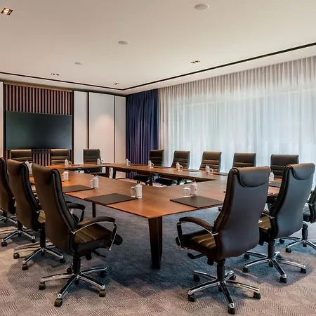 Szálloda Geneva Marriott Meyrin