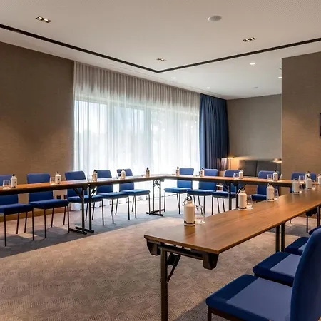 Geneva Marriott Szálloda 4*